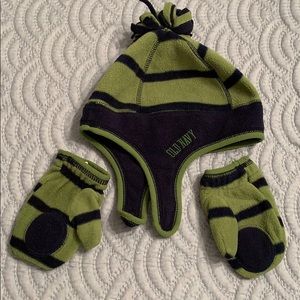 Old Navy Hat & Mittens